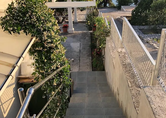 Apartment Seaside Maja Bilo A3 *